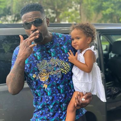 Darius Creston McCrary with his youngest daughter Zoey McCrary 